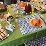 Bed and Breakfast Luce Viola