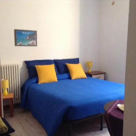 Luce Viola Bed and Breakfast *