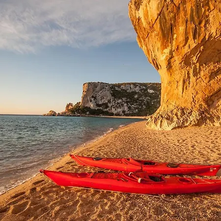 Luce Viola לינה וארוחת בוקר 3*