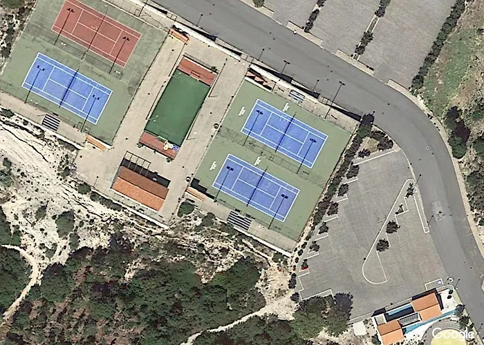 卢斯中提琴住宿加早餐旅馆 多尔加利